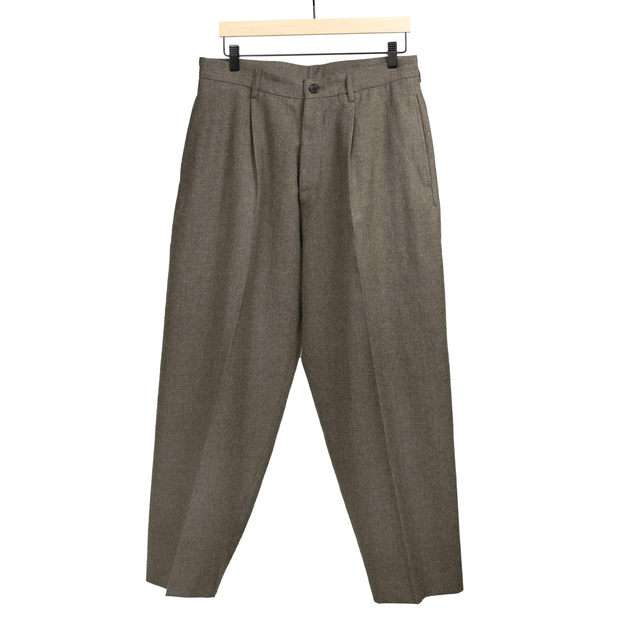 Pleated wide slacks in taupe washed wool