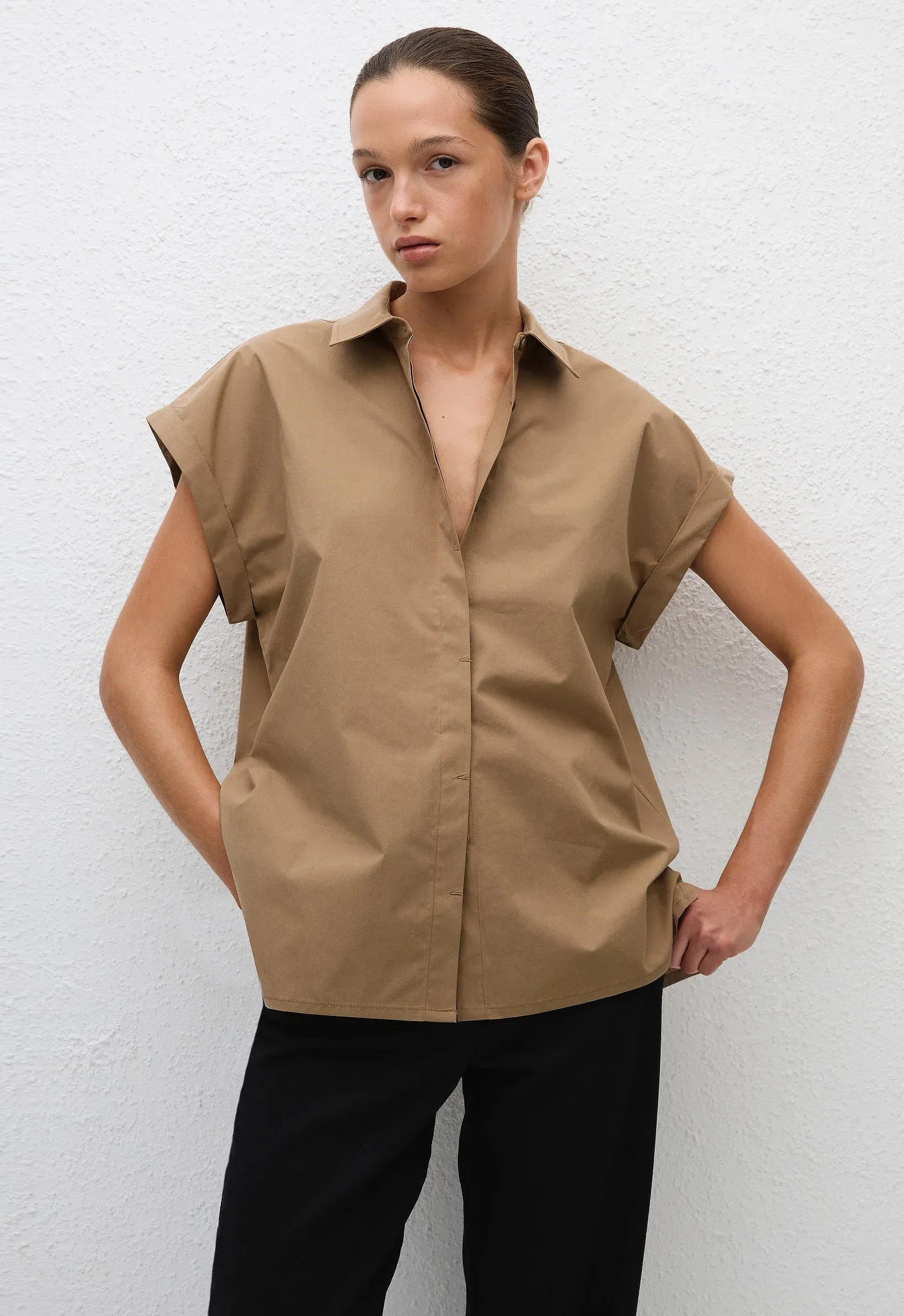 Relaxed Sleeveless Shirt - Stone