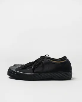 Soviet Military Trainer 900F / Black x Black Sole